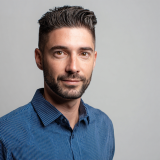 LinkedIn Photo